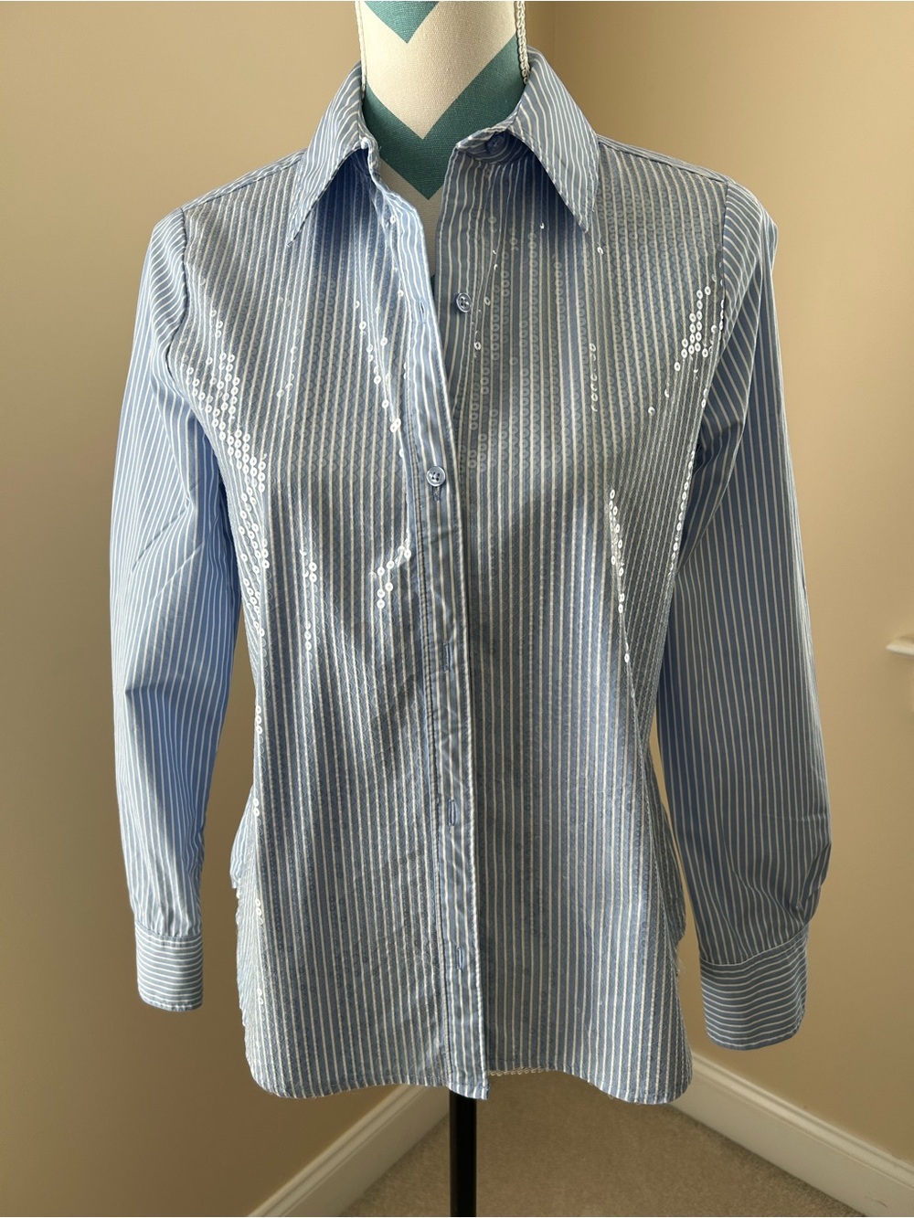 White House Black Market Light Blue & White Striped Sequin-Detail Dress Shirt